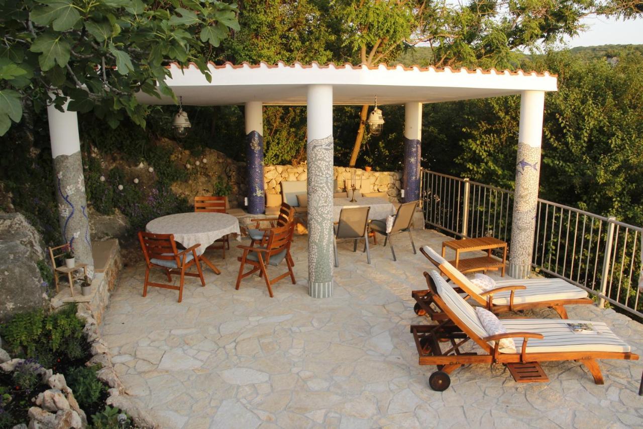 Vila Verbana Apartments Vrbnik Extérieur photo