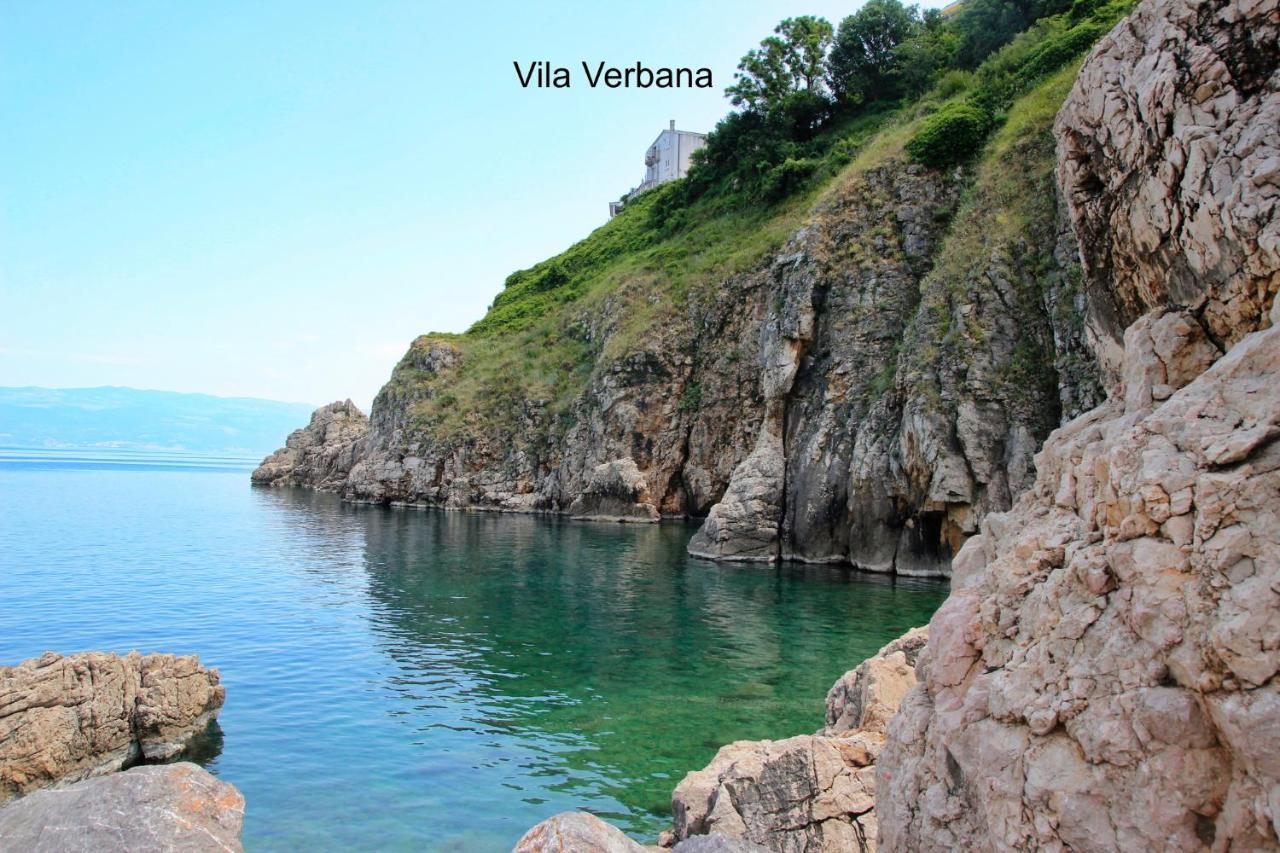 Vila Verbana Apartments Vrbnik Extérieur photo