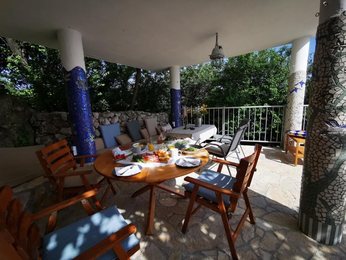 Vila Verbana Apartments Vrbnik Extérieur photo