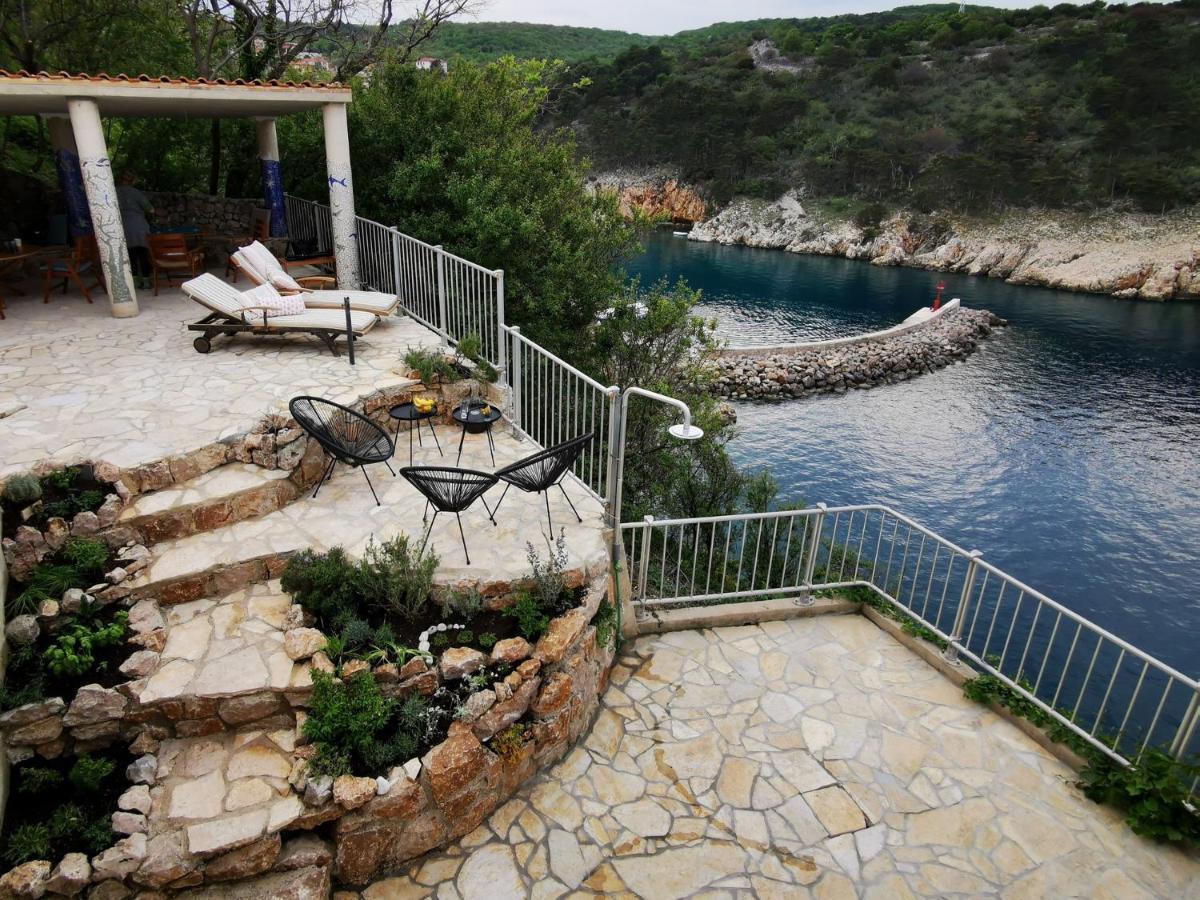 Vila Verbana Apartments Vrbnik Extérieur photo