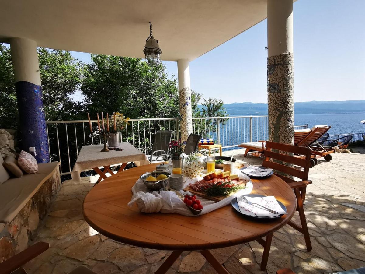 Vila Verbana Apartments Vrbnik Extérieur photo